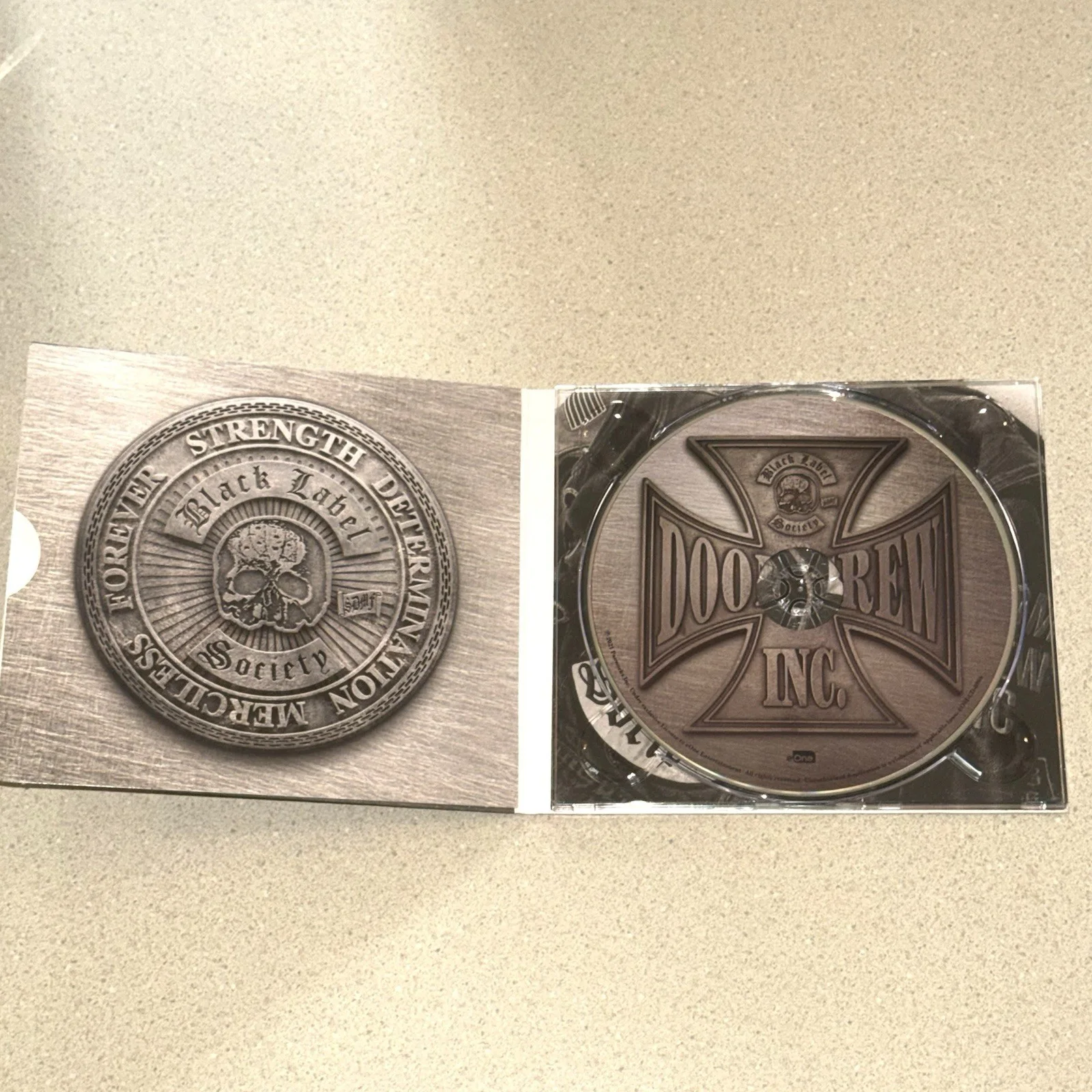 ZAKK WYLDE signed autographed BLACK LABEL SOCIETY DOOM CREW INC. CD CASE JSA COA, изображение 3