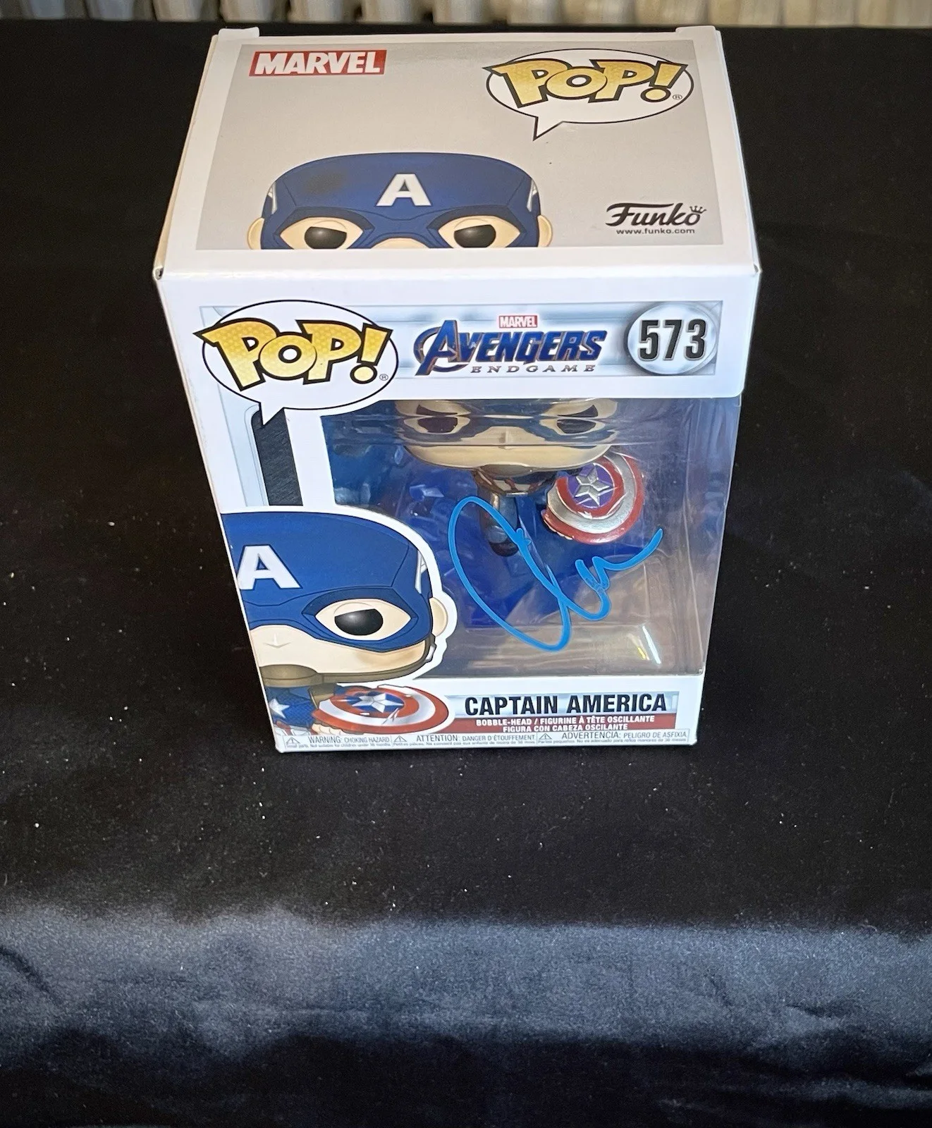 Chris Evans — Chris Evans Signed Captain America #573 Funko Pop Vinyl Figure JSA COA, изображение 4