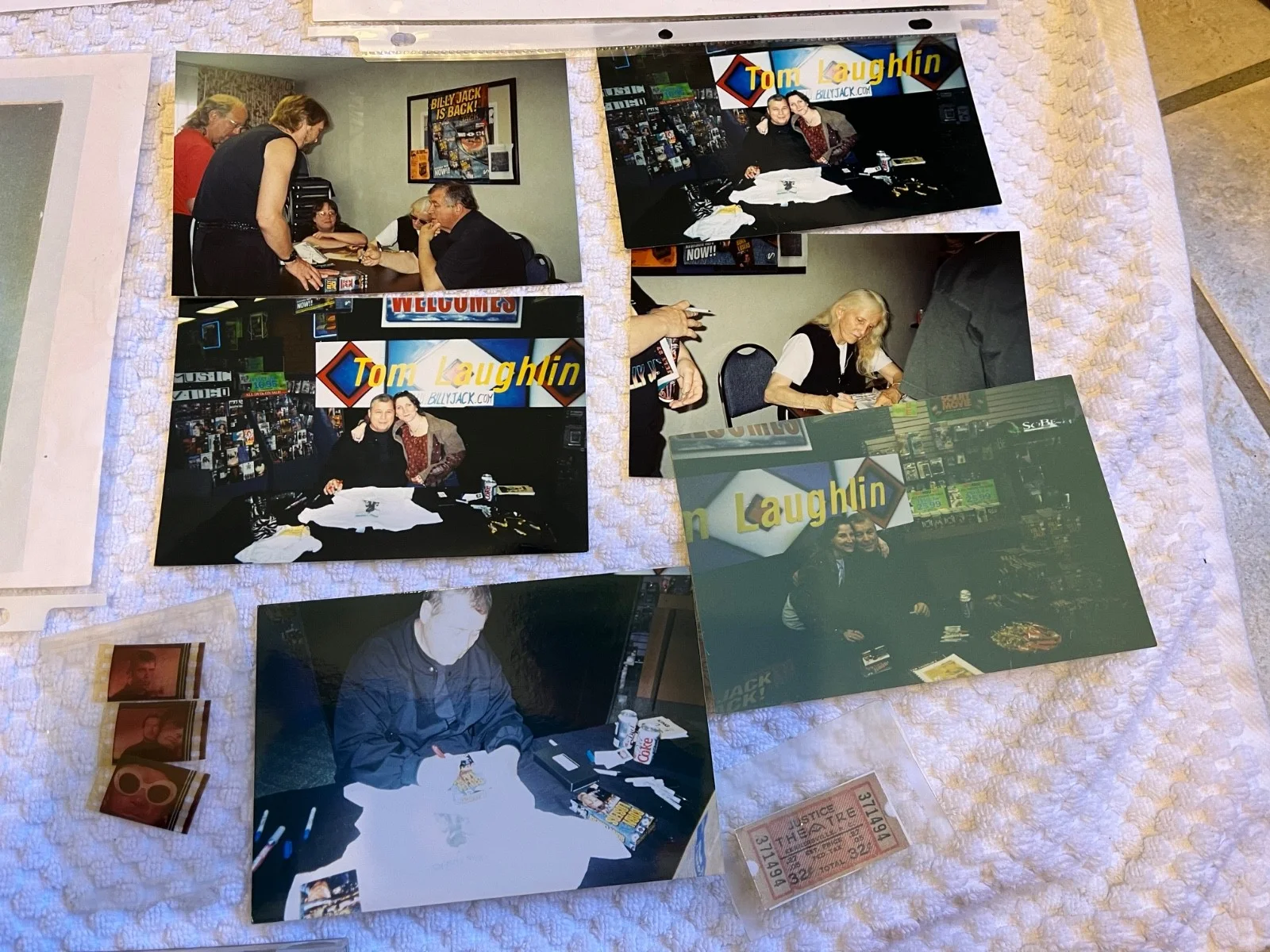 Ultimate Billy Jack Memorabilia collection, Signed movies, album photos & more., изображение 3