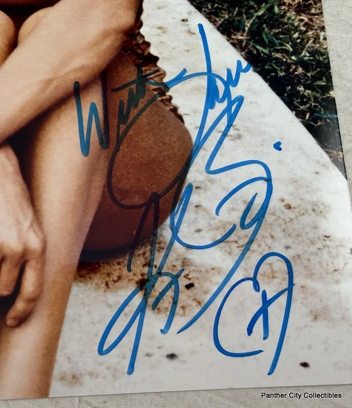 B'BC COA Signed Photograph Kim Basinger James Bond Girl Actress Model Pinup, изображение 2