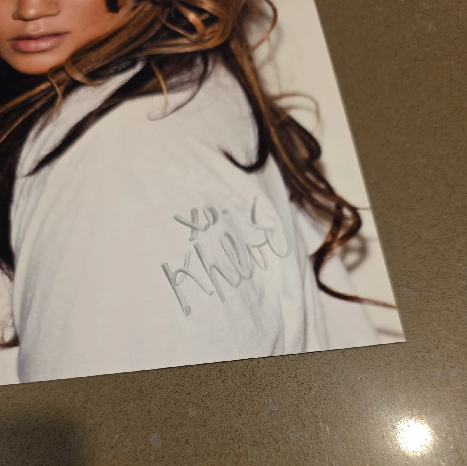 Khloe Kardashian — Khloe Kardashian Signed Autograph Photo (8x10, Headshot) Actress Designer, image 3