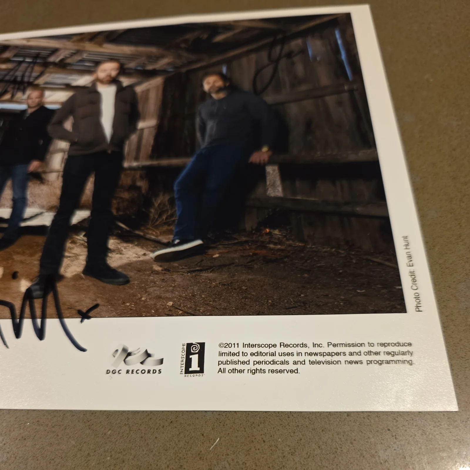 Personally Signed/Autographed RISE AGAINST Photo/ Photograph 2011, изображение 4