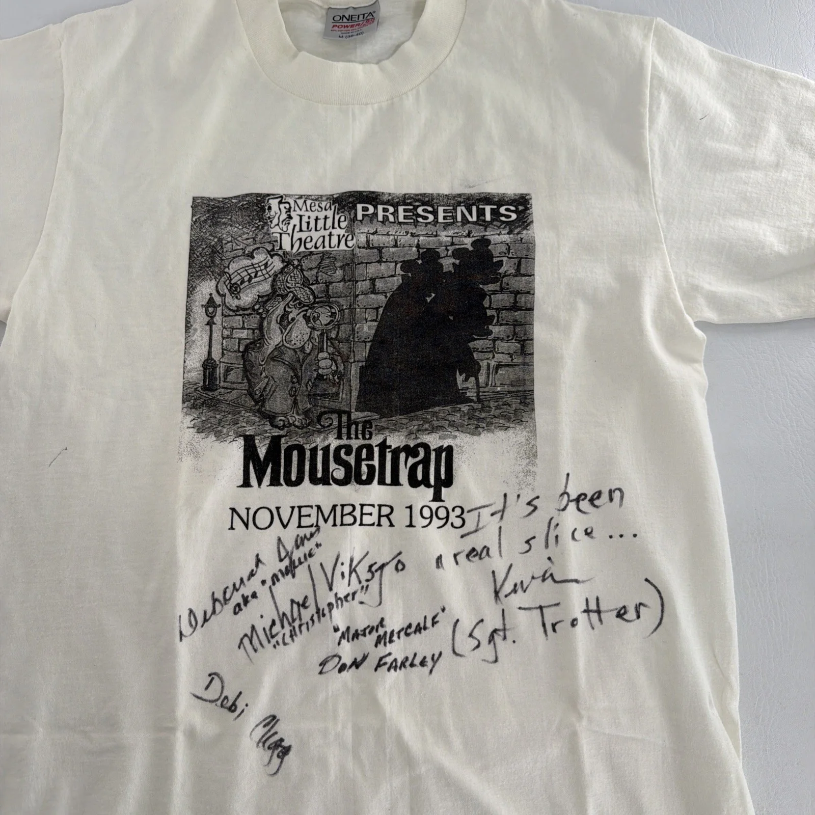 Vintage Mesa Little Theatre The Mousetrap 1993 Cast Signed Shirt AZ Rare, изображение 2