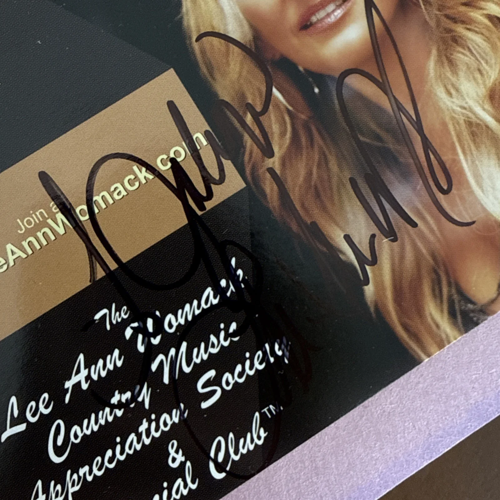 LEE ANN WOMACK hand SIGNED Autograph fan club photo +ticket stub, image 3