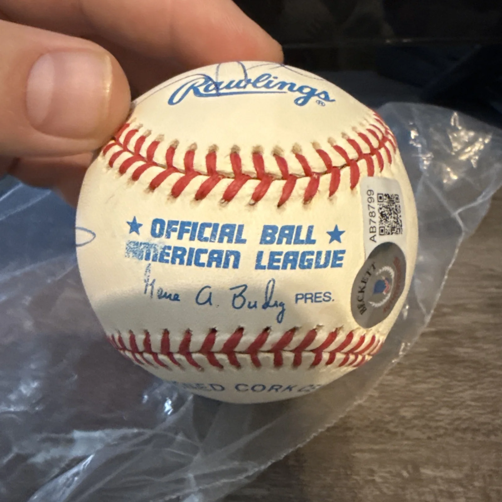 Darius Rucker, Mark Bryan, Jim Sonefeld, Dean Felber — Hootie & the Blowfish Signed OAL Baseball By (4) With Darius Rucker & (Beckett), image 5