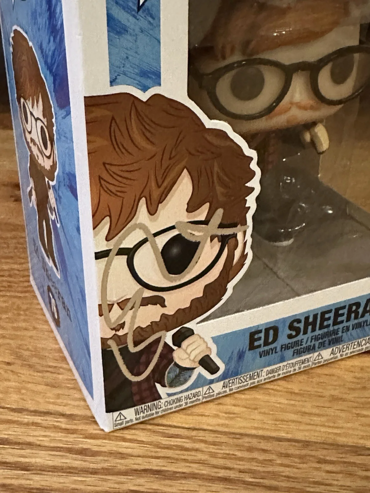 Ed Sheeran SIGNED JSA COA Funko Pop #76 Vaulted Rare Pop Rocks, image 3