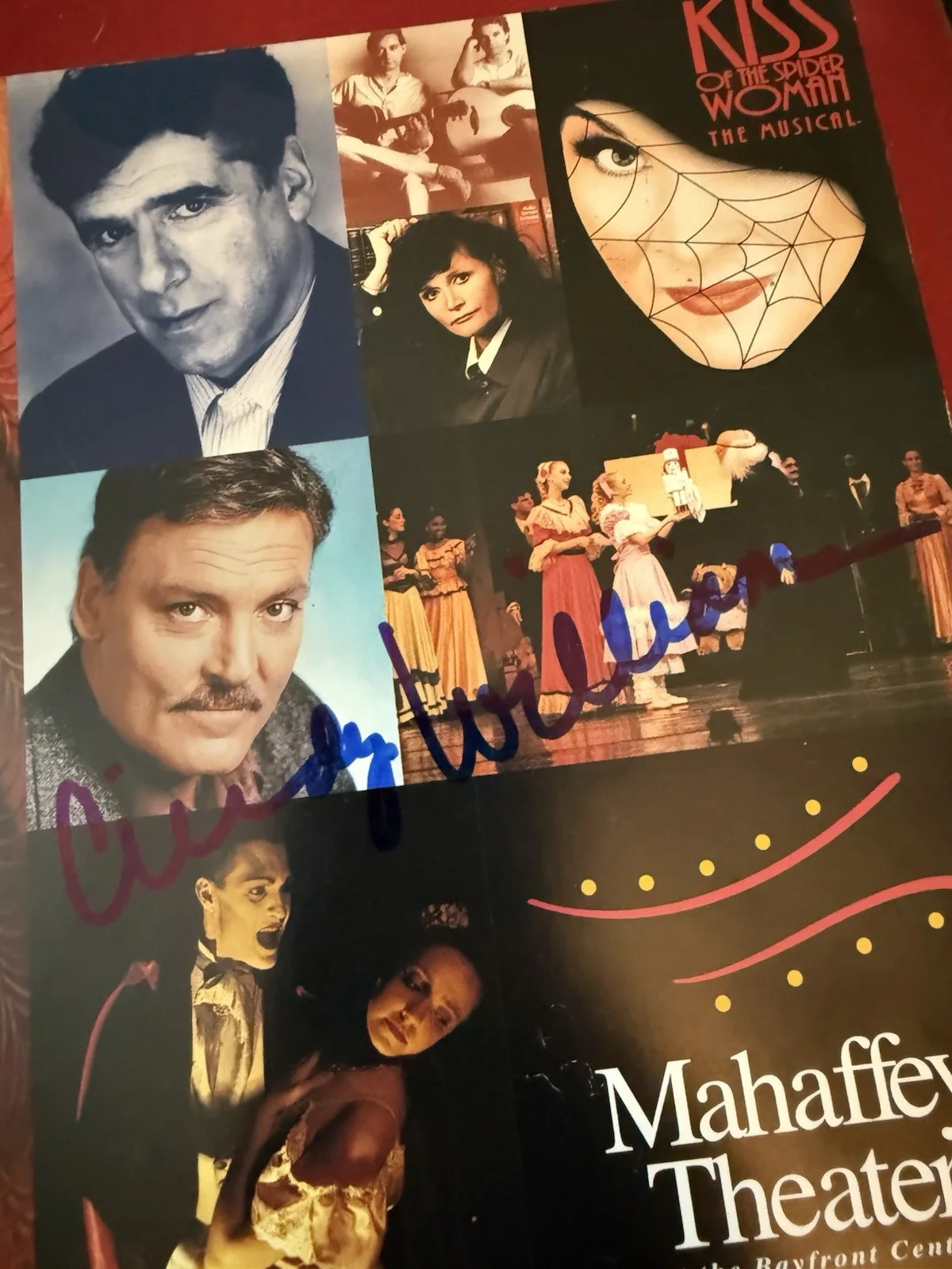 Elliott Gould — Autographed Program Signed By Elliott Gould, Cindy Williams, Glenn Yarbrough, image 4