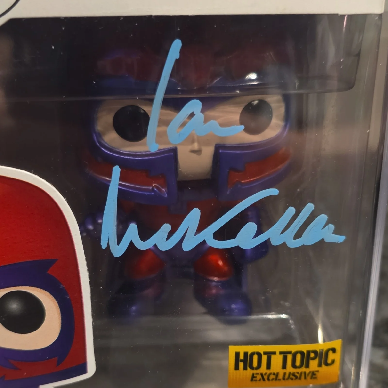 Ian McKellen — Magneto Ian McKellen signed Funko Pop X-Men #62 Hot Topic Beckett Autographed, изображение 3