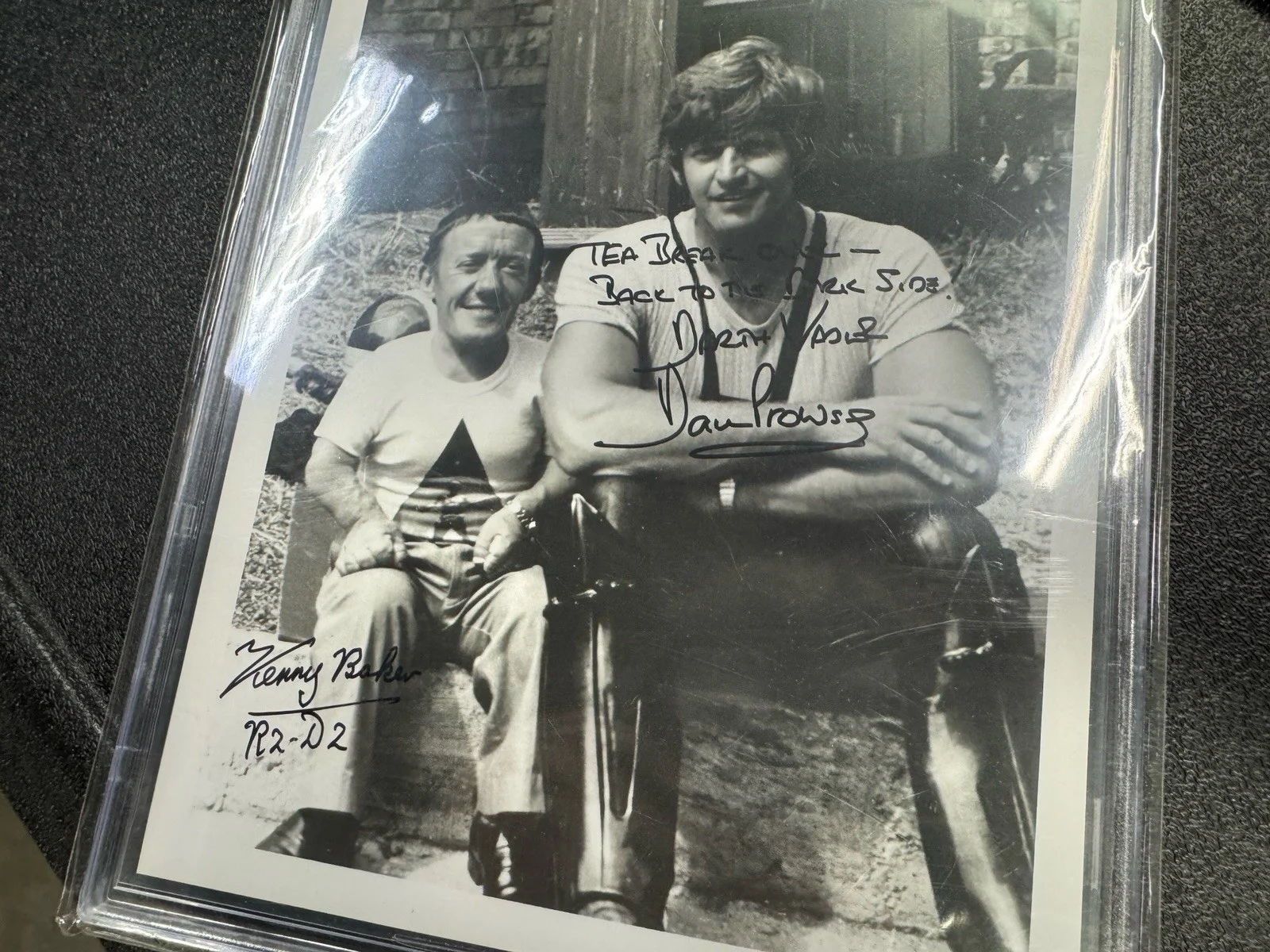 Kenny Baker, David Prowse — Star Wars 8x10 Original Photo Signed by Kenny Baker & David Prowse Beckett Auth, image 4