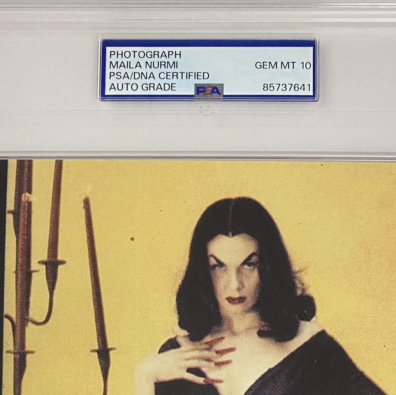 Vampira Maila Nurmi Signed 8x10 Photo – PSA Gem Mint 10!, изображение 3