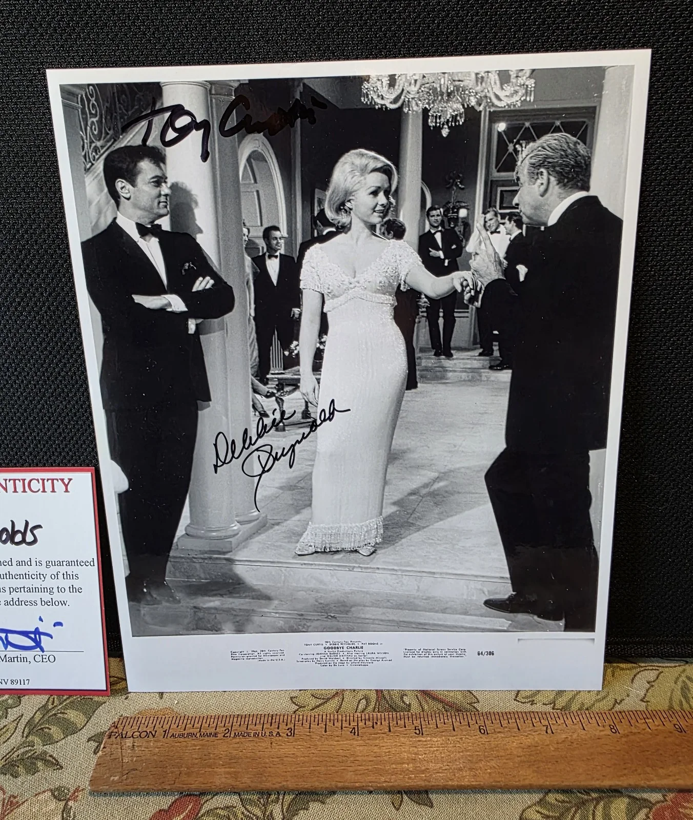 Debbie Reynolds Tony Curtis — Vintage Debbie Reynolds Tony Curtis Autographed Photo Movie Goodbye Charlie COA, изображение 2