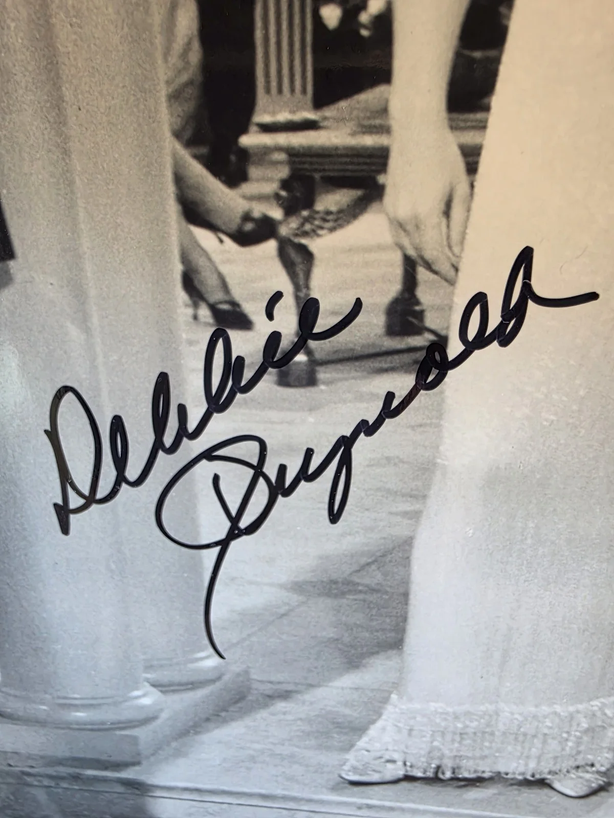 Debbie Reynolds Tony Curtis — Vintage Debbie Reynolds Tony Curtis Autographed Photo Movie Goodbye Charlie COA, изображение 3