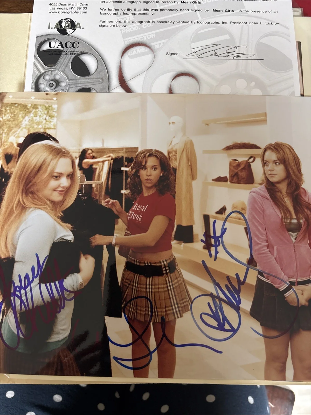 Amanda Seyfried, Lacey Chabert, Lindsay Lohan — Amanda Seyfried, Lacey Chabert, and Lindsay Lohan. Autographed Photo, изображение 2