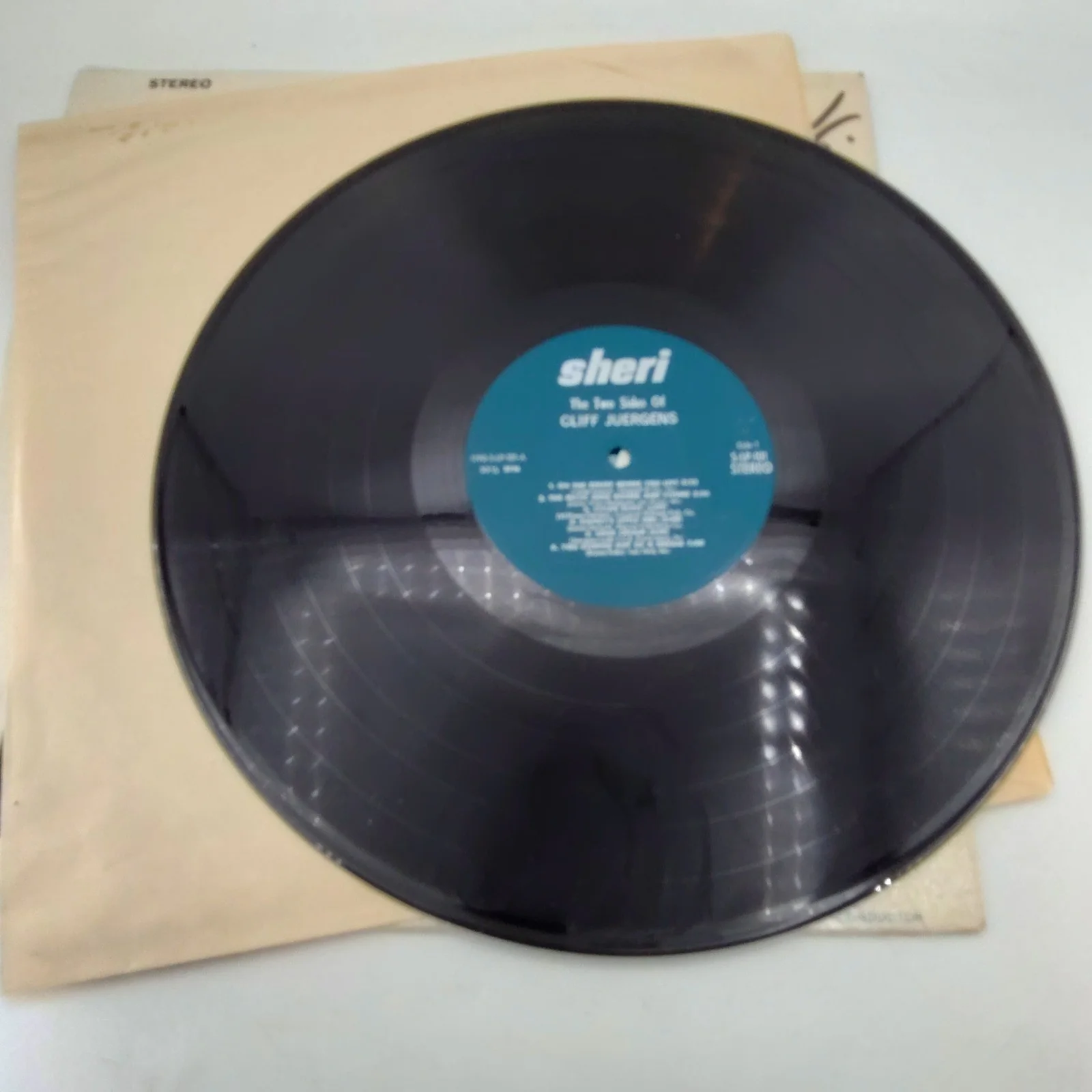 Cliff Juergens Autographed “The 2 Sides of Cliff Juergens” 12" Vinyl LP, изображение 4