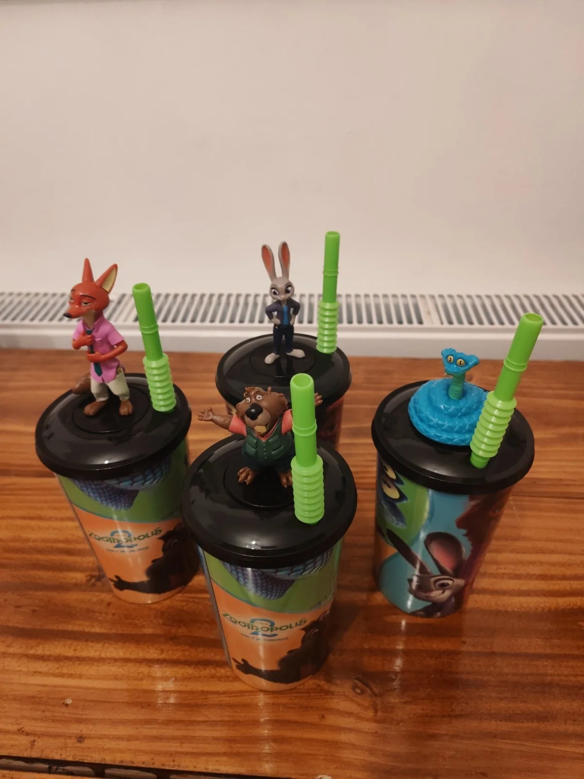 Zootropolis Zootopia 2 UK Cinema Set of 4 Drinking Cups New Sealed, изображение 2