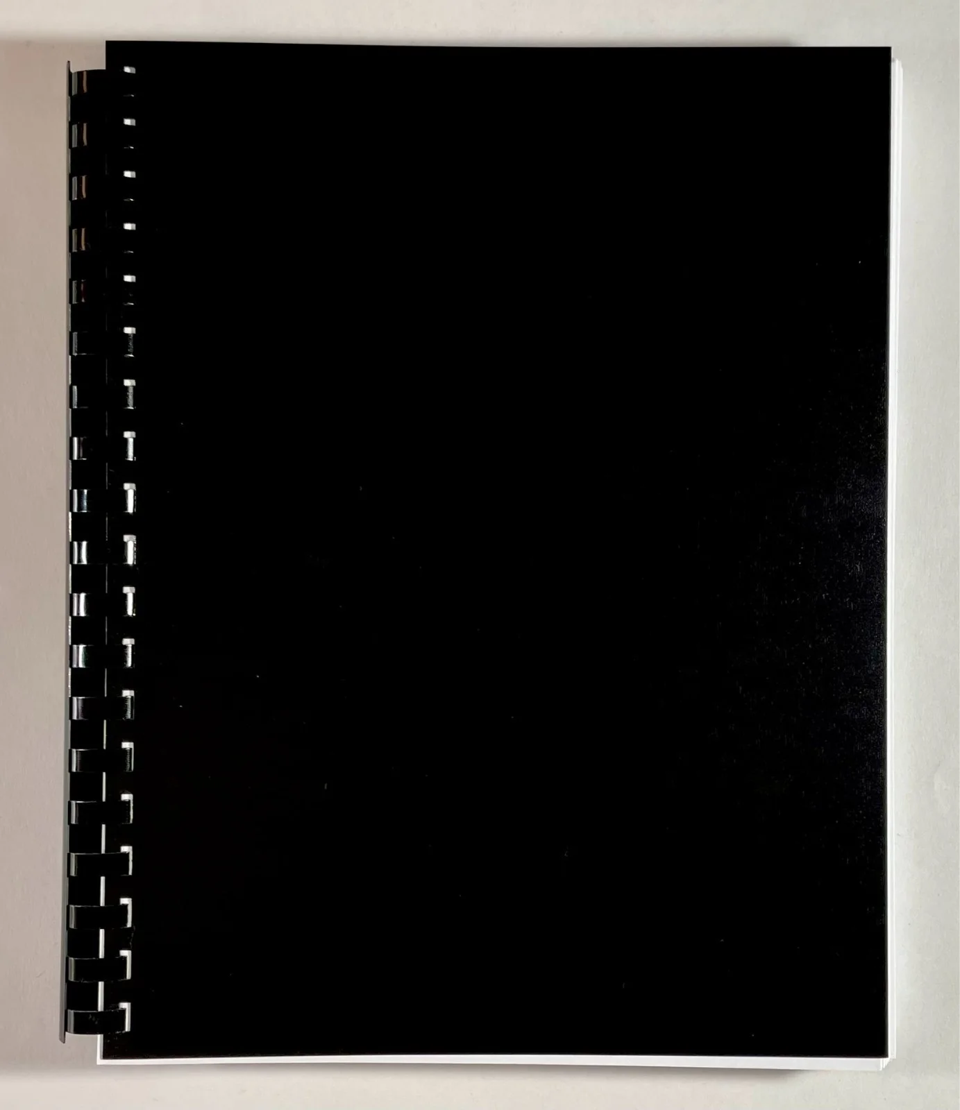 Linda Blair — Linda Blair & Eileen Dietz Signed The Exorcist Complete Movie Script JSA COA, image 3
