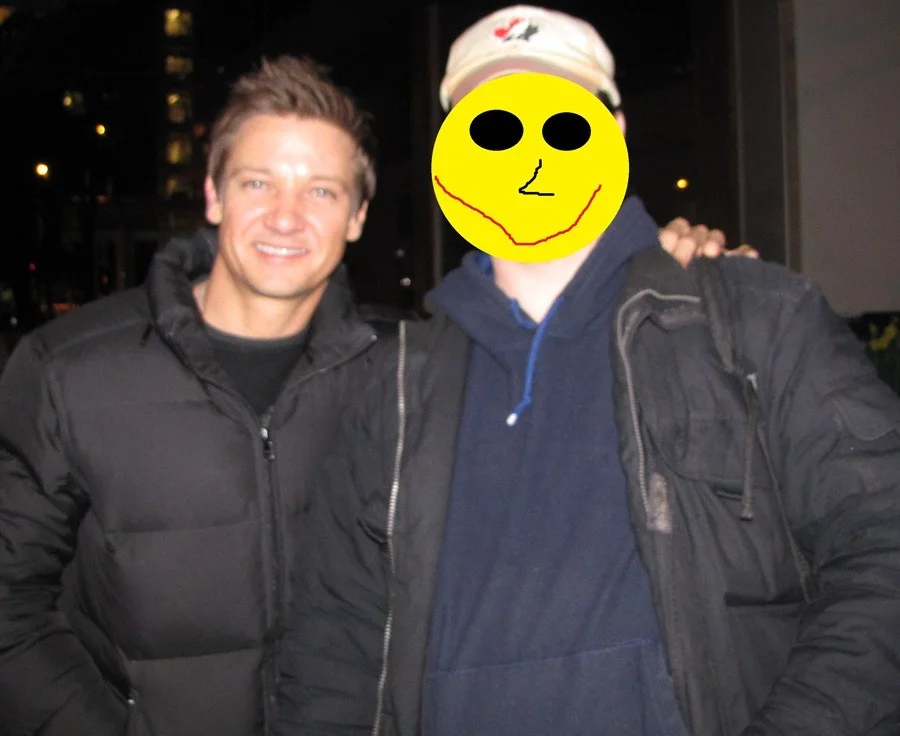 Jeremy Renner — Jeremy Renner signed The Bourne Legacy 8x10 photo Avengers Hawkeye, изображение 2