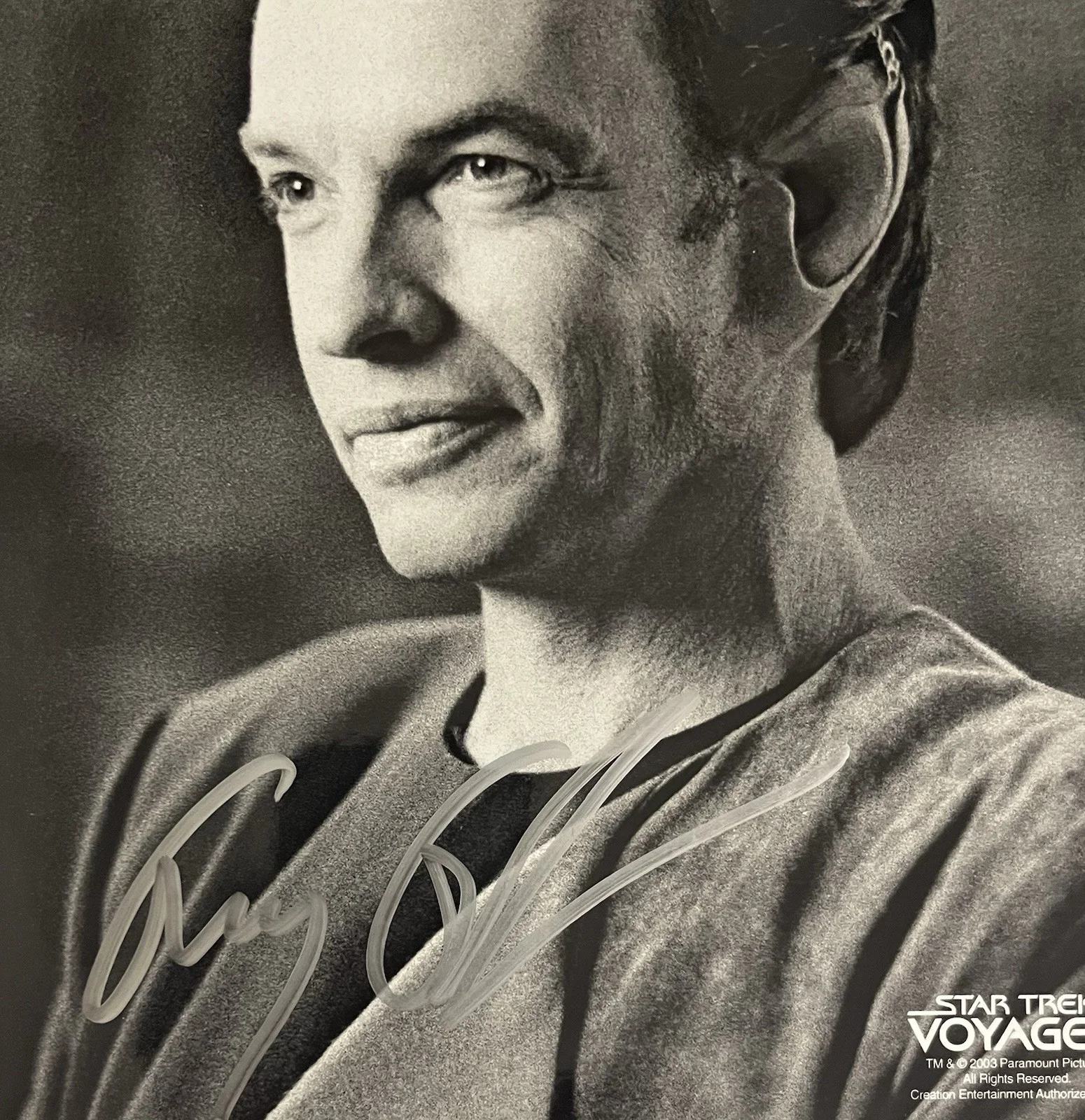 Gary Graham — Gary Graham signed 8x10 Photo. Ocampa Tannis. Star Trek Voyager. Autographed., изображение 2