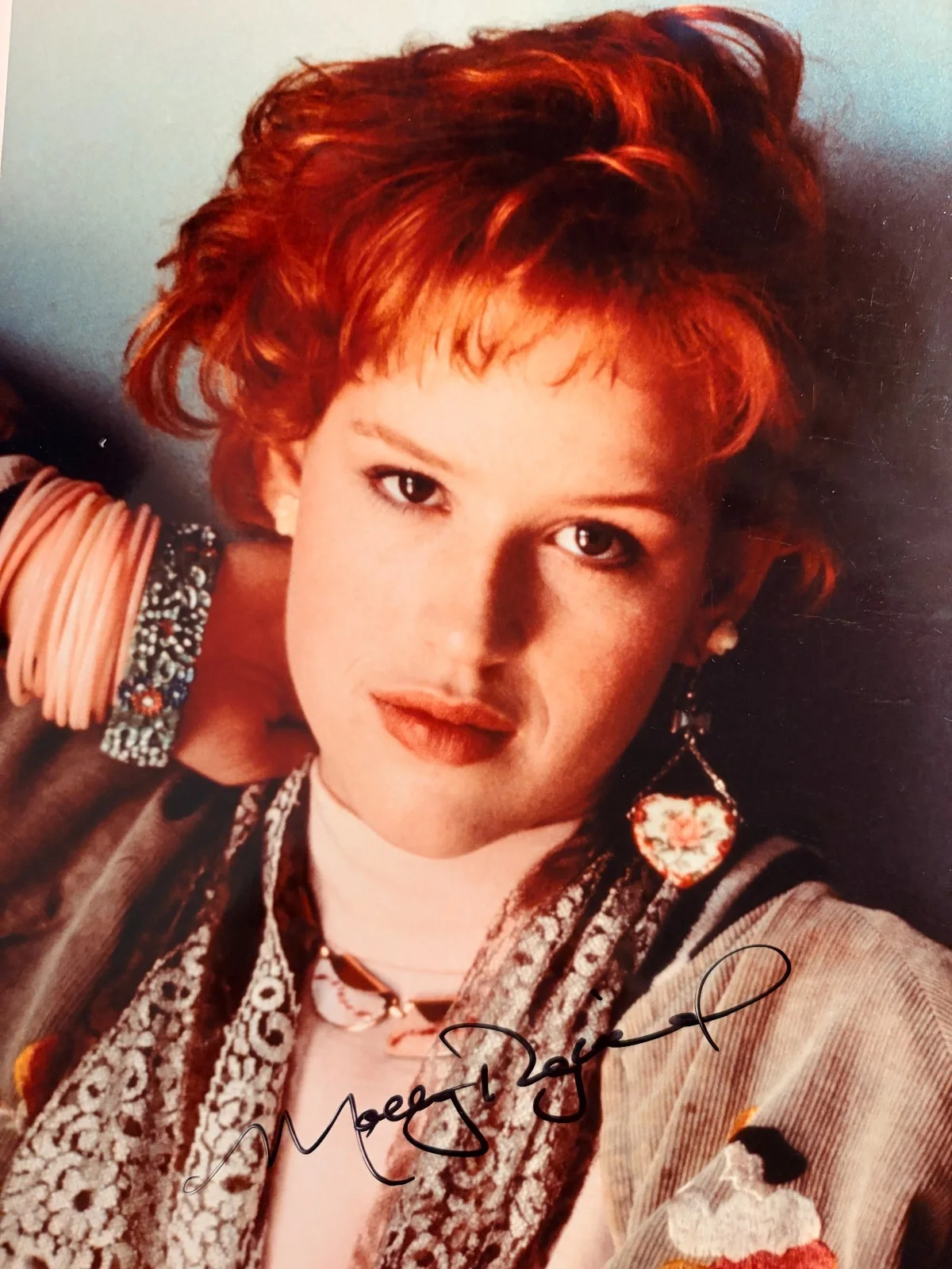 Molly Ringwald — Molly Ringwald Signed•Vintage 8x10 Color Photo w/ Todd Mueller Autographs COA