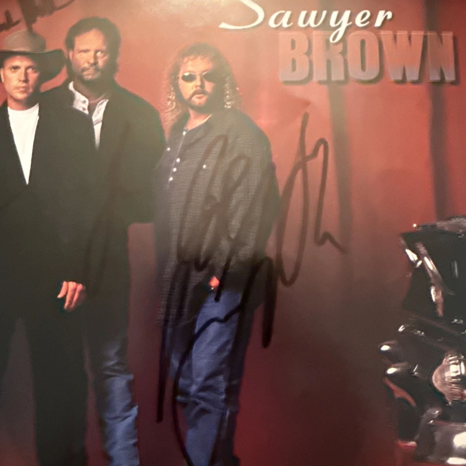 Bobby Randall, more — Sawyer Brown AUTOGRAPHS Signed Country Music Autographed 8x10 Photo X5, изображение 2