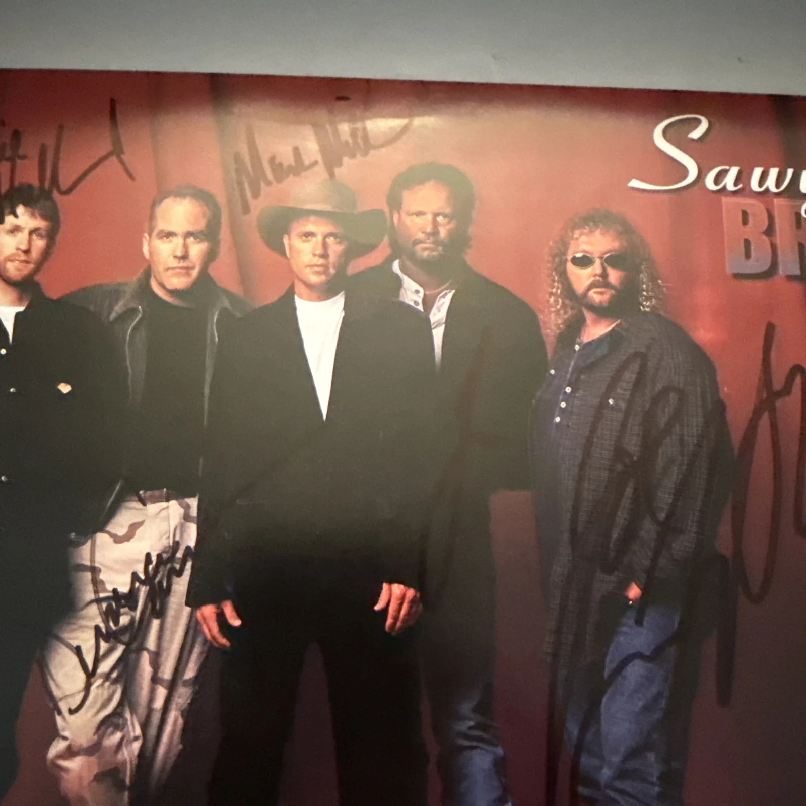 Bobby Randall, more — Sawyer Brown AUTOGRAPHS Signed Country Music Autographed 8x10 Photo X5, изображение 3