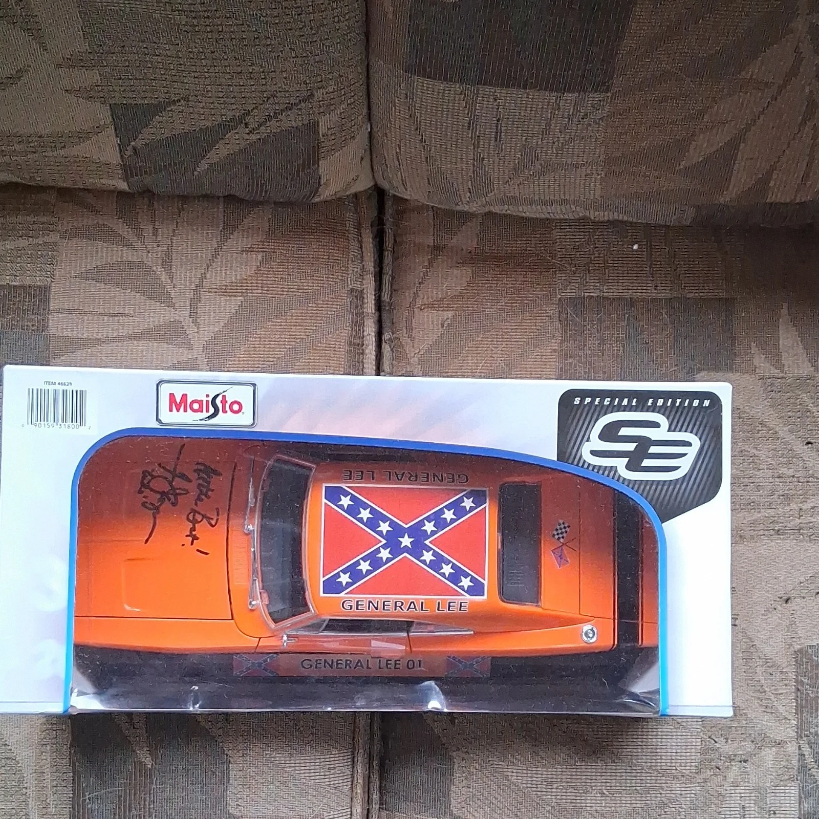 Dukes of Hazard General Lee Autographed Dodge Charger Tom Wopat, image 2