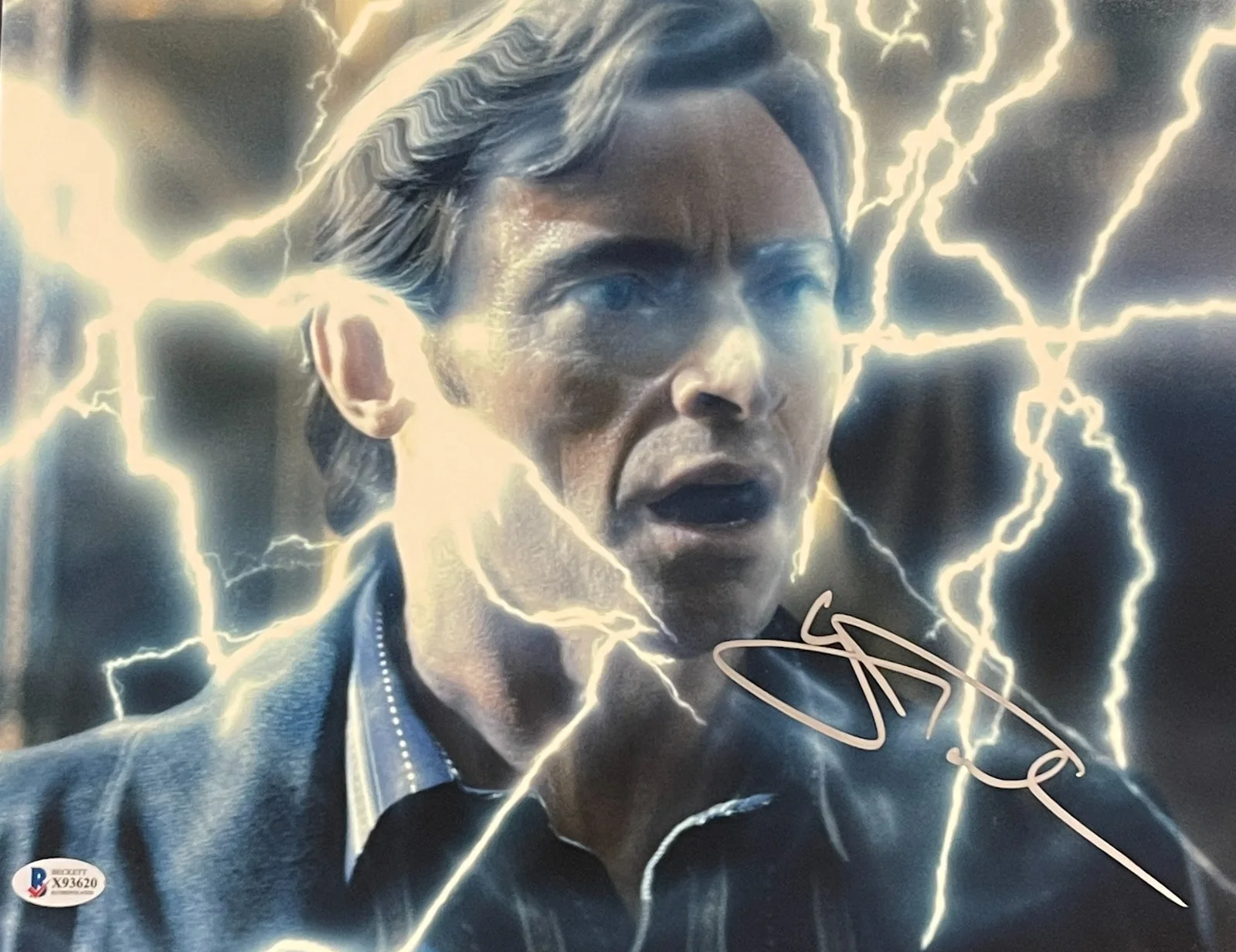 Hugh Jackman — Hugh Jackman Signed 11x14 Photo The Prestige Authentic Autograph Beckett COA