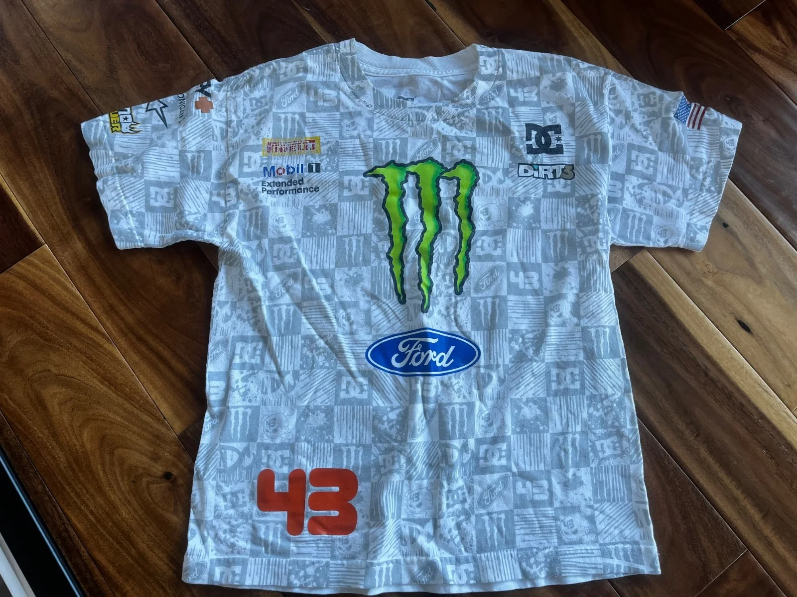 Ken Block — RARE Ken Block Signed Poster and Children’s Shirt, изображение 4