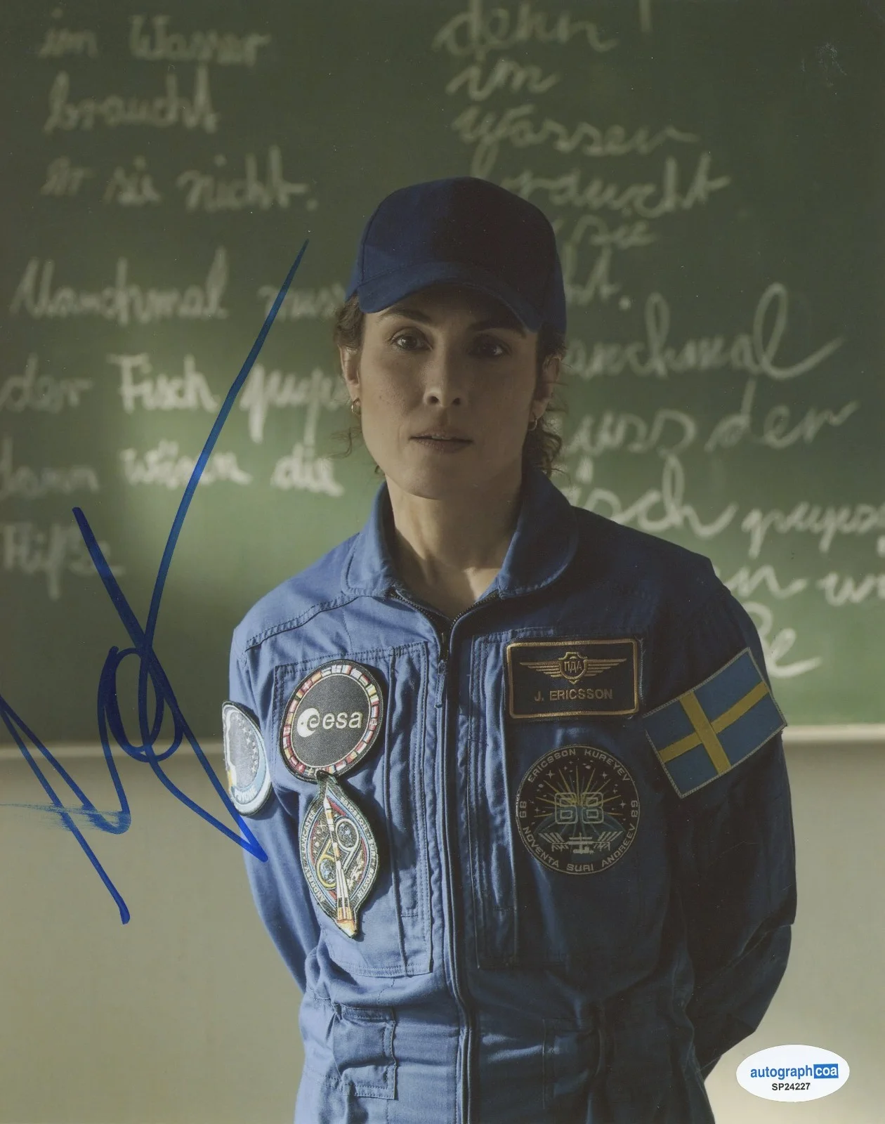 Noomi Rapace — Noomi Rapace Signed Autographed CONSTELLATION 8x10 Photo EXACT Proof ACOA, image 2