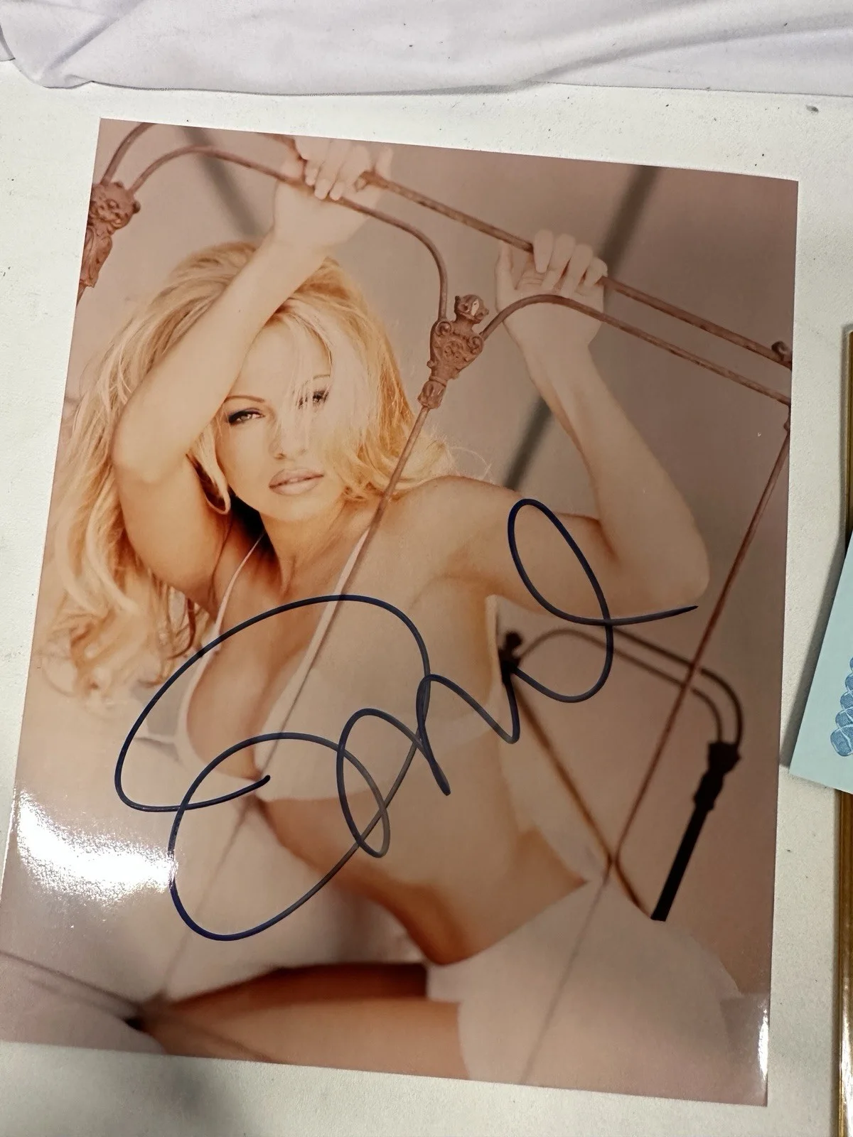 Pamela Anderson Signed 8x10 Photo Autograph COA Signatures, изображение 2