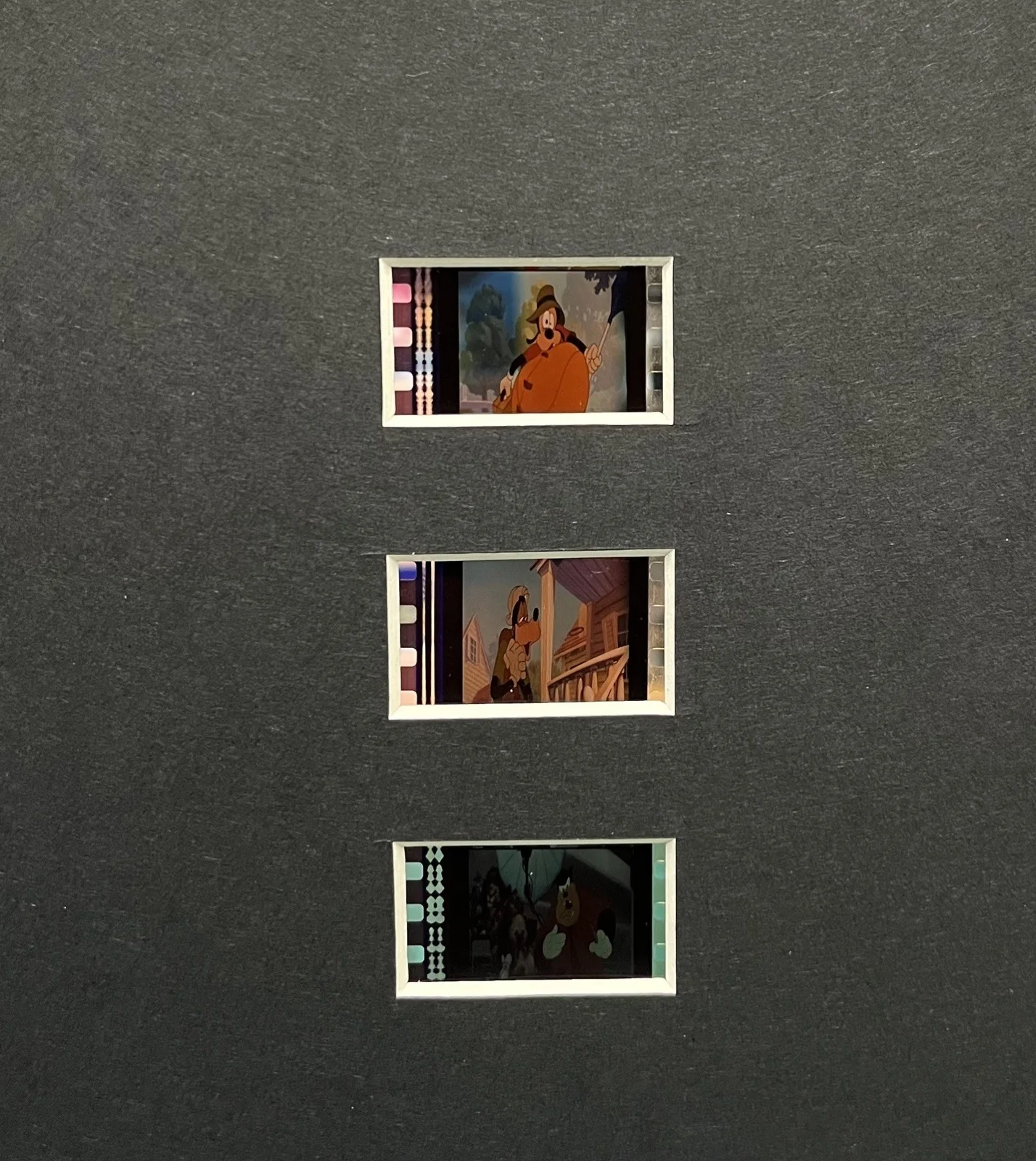 A GOOFY MOVIE . 35mm Film Cell MOUNTED DISPLAY, изображение 3