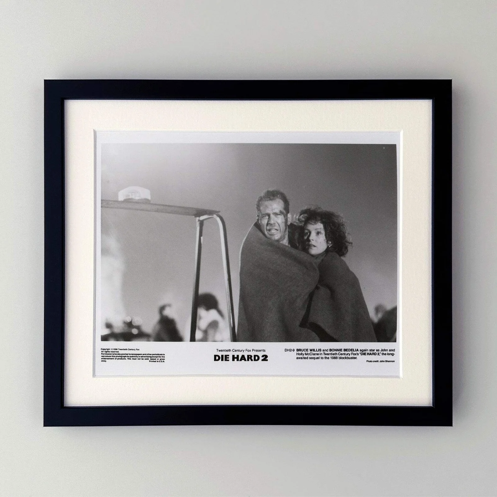 Die Hard 2 (1990) Press Publicity Still - Framed, image 2