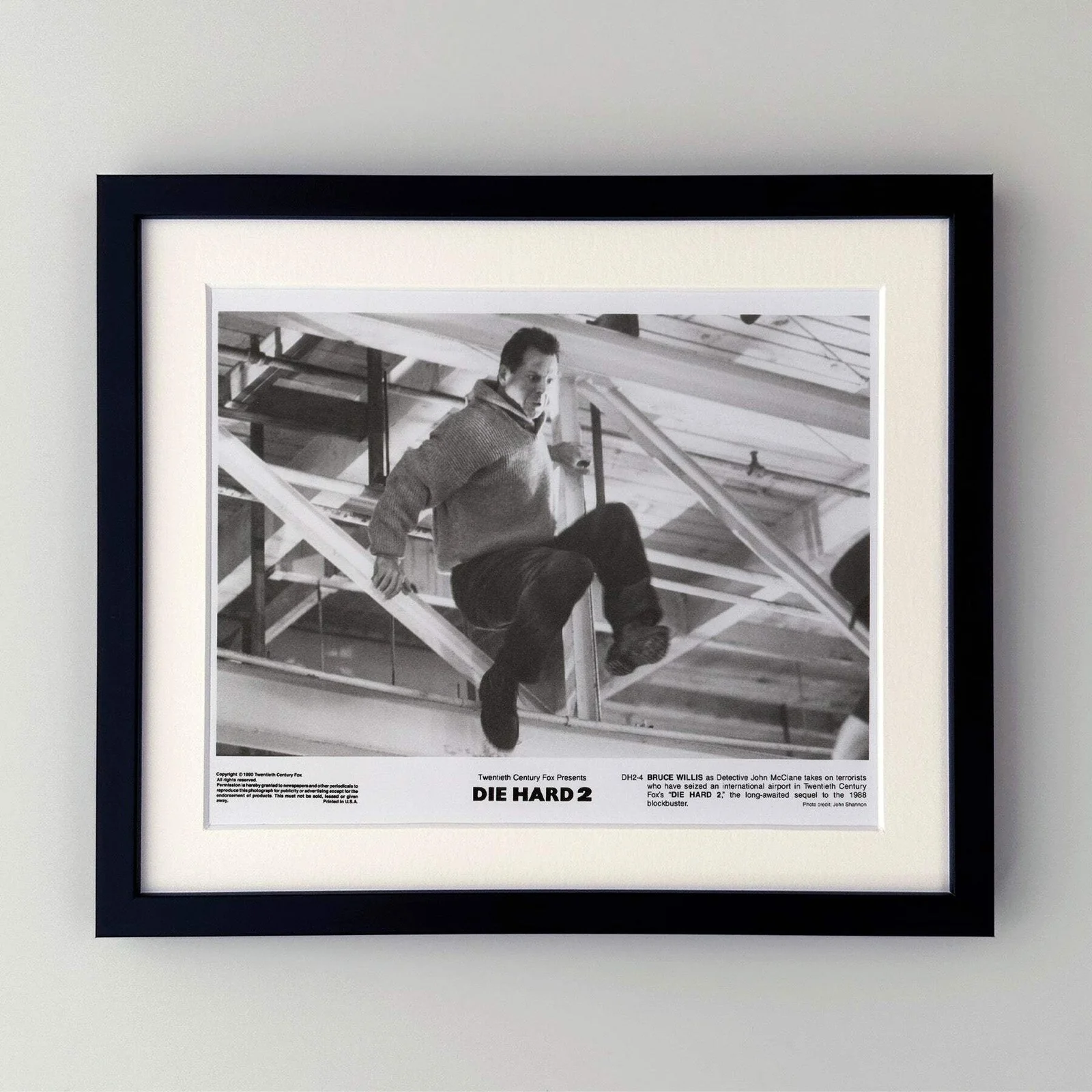 Die Hard 2 (1990) Press Publicity Still - Framed, image 2