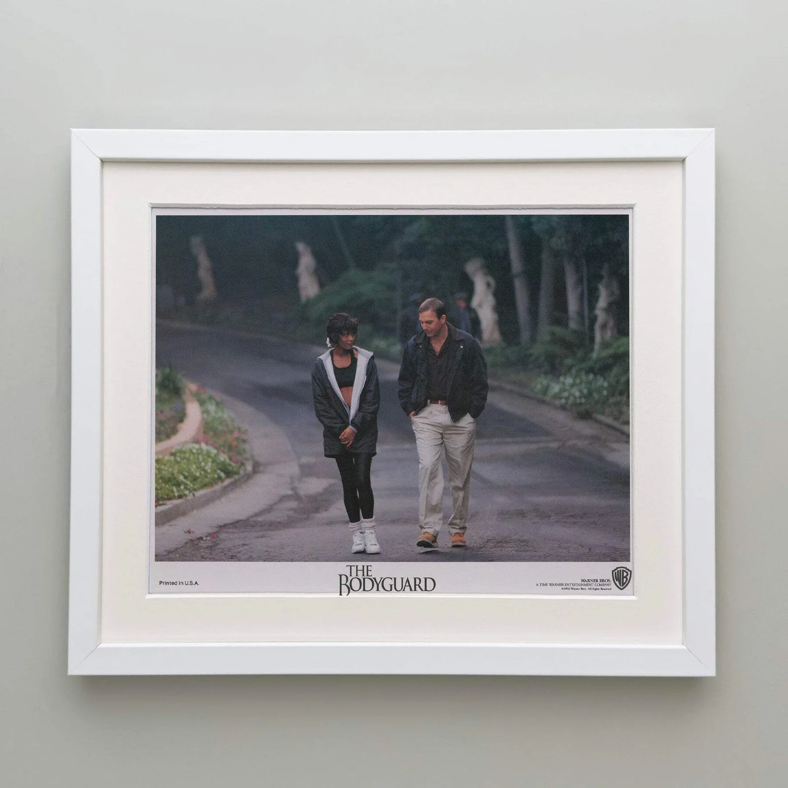 The Bodyguard (1992) Lobby Card - Framed, image 4