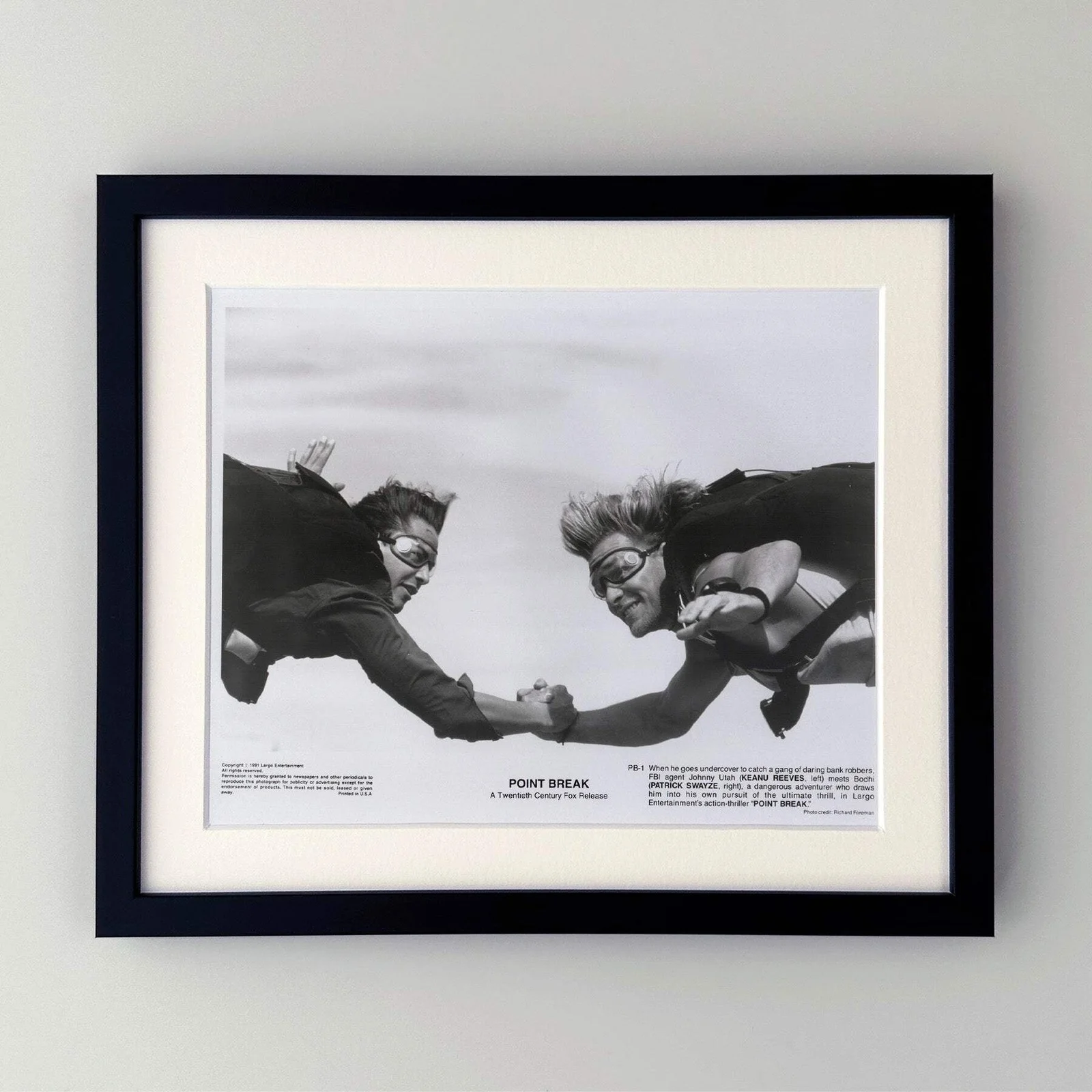 Point Break (1991) Press Publicity Still - Framed, image 2