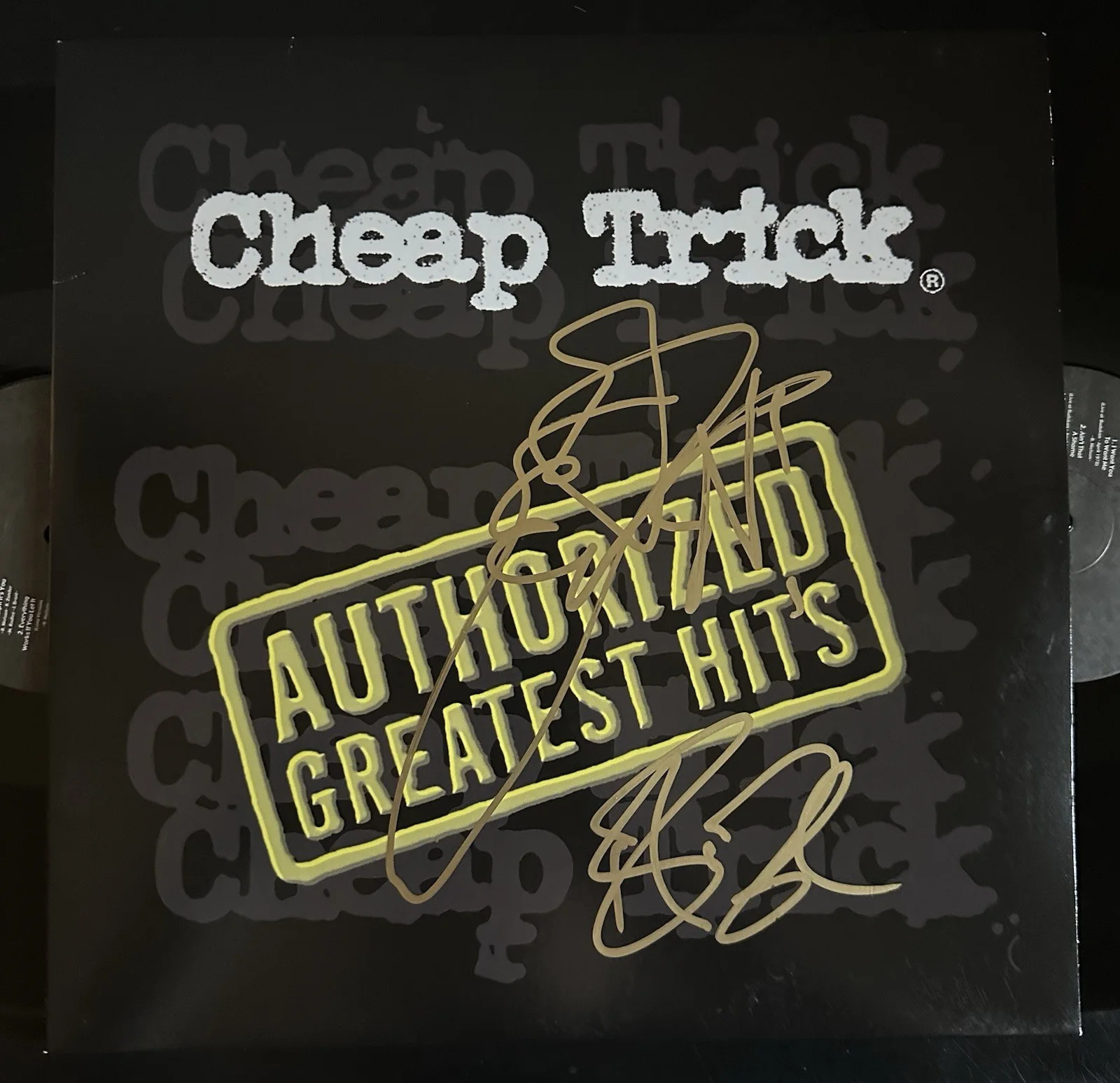 ROBIN ZANDER & RICK NIELSEN SIGNED CHEAP TRICK AUTH. GREATEST HITS VINYL LP JSA, изображение 2