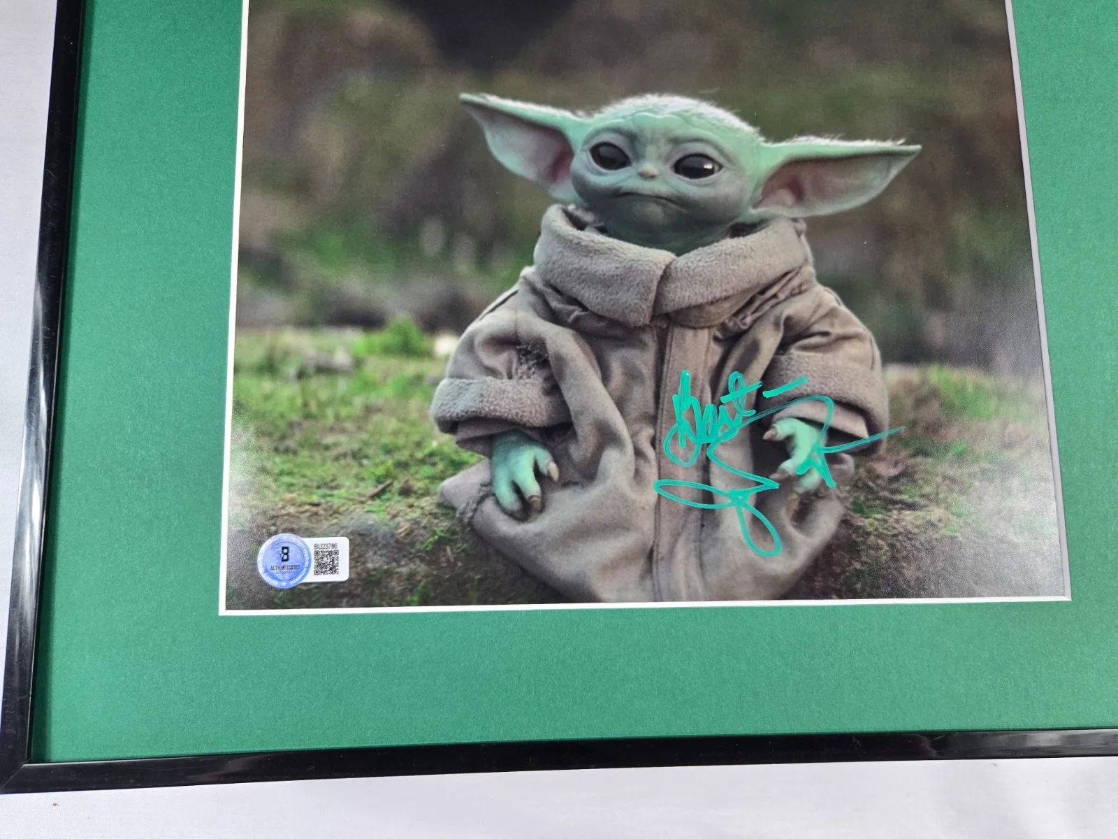 Grogu Baby Yoda John Rosengrant Signed Photo Framed 11x14 Display BECKETT, изображение 2