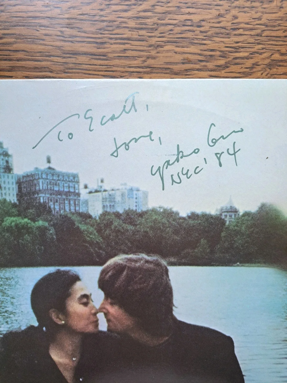 Yoko Ono AUTOGRAPHED Milk and Honey Vinyl - Dated 1984, изображение 2
