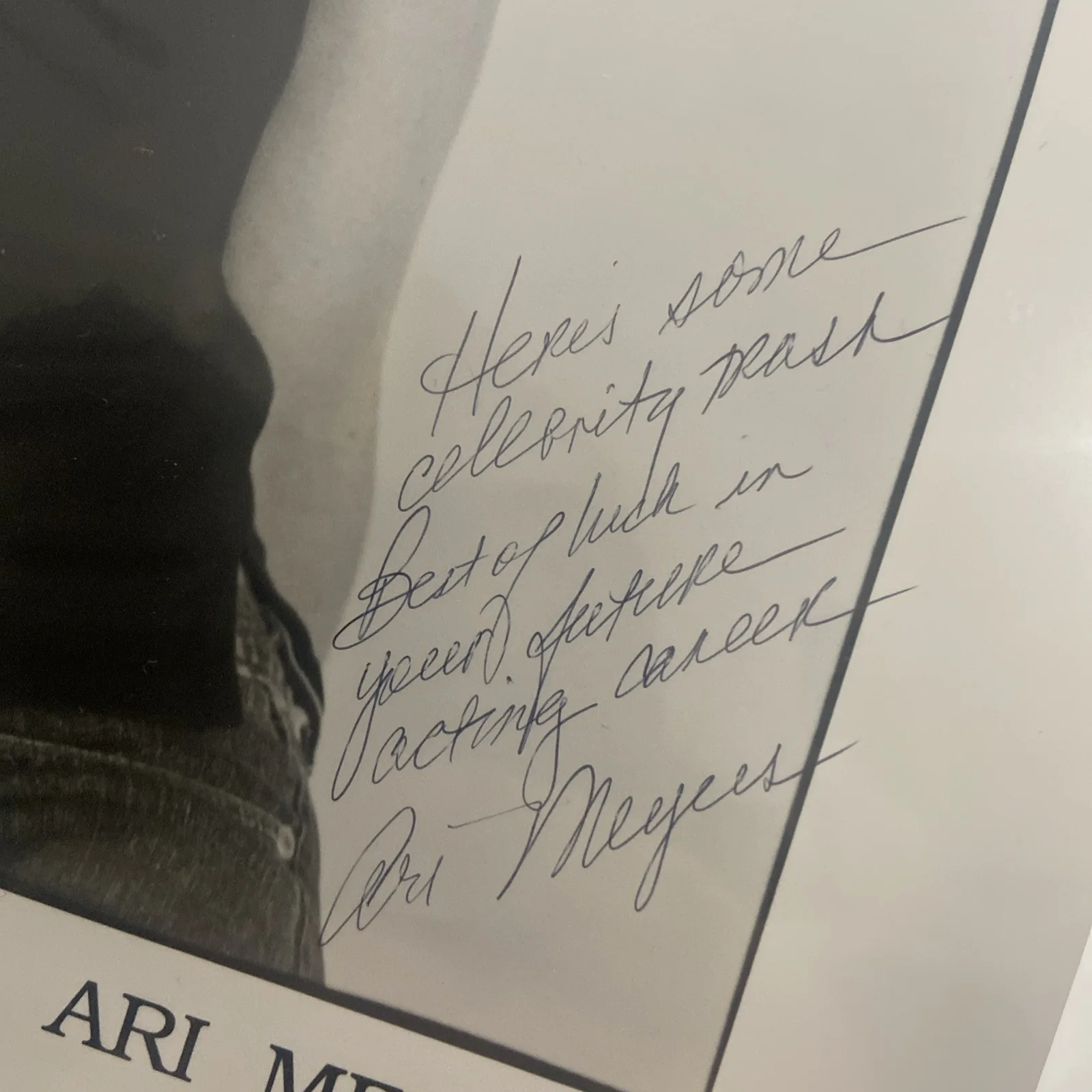 Ari Meyers KATE & ALLIE Original Autographed 8X10 photo b&w inscriptions, изображение 2