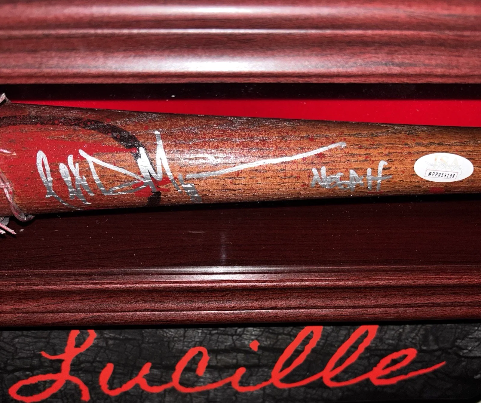 The Walking Dead “Lucille” Bat Autographed By Jeffrey Dean Morgan. JSA Cert, image 2