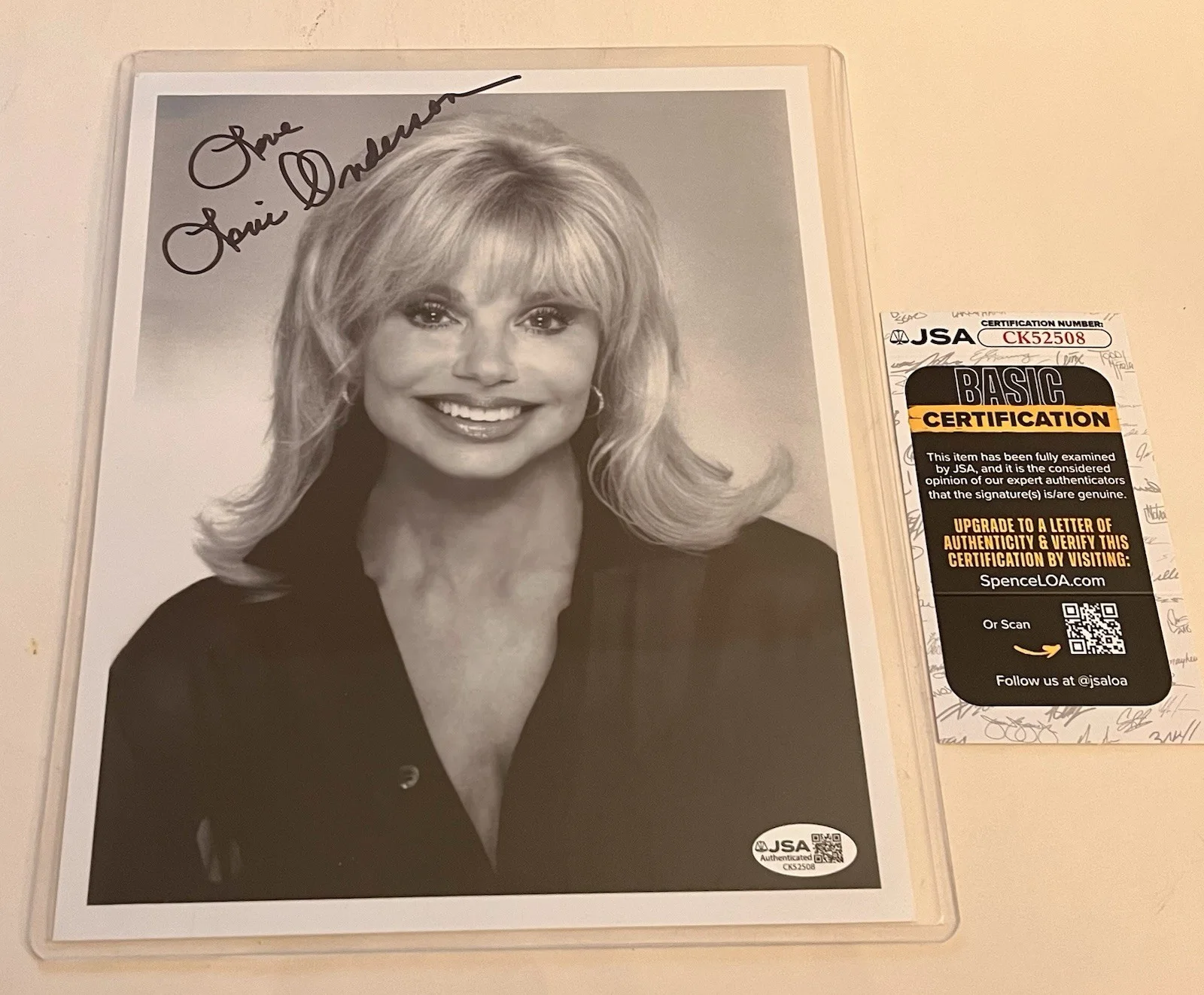 Loni Anderson — LONI ANDERSON SIGNED 8x10 PHOTO JSA AUTHENTICATION WITH COA WKRP RIP, image 2