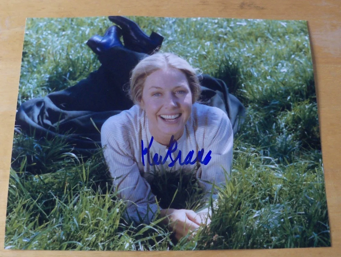 Karen Grassle — Karen Grassle signed photo COA Little House on the Prairie