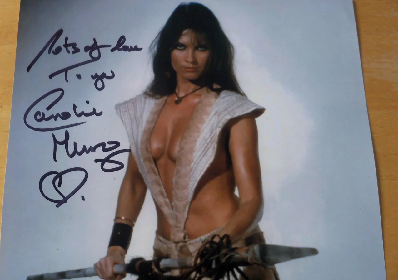 Caroline Munro — Caroline Munro signed photo COA, image 2