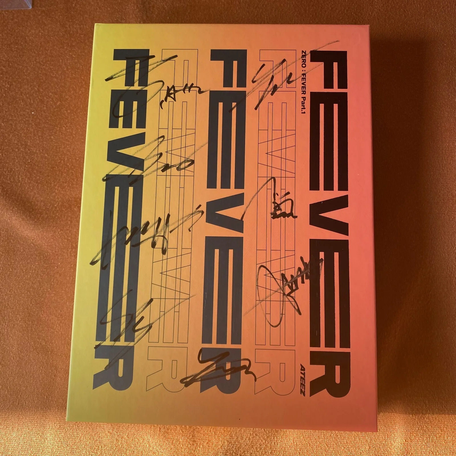 ATEEZ ZERO : FEVER PART.1 - 5TH MINI ALBUM Autographed YELLOW VER+PHOTO CARD A, изображение 4