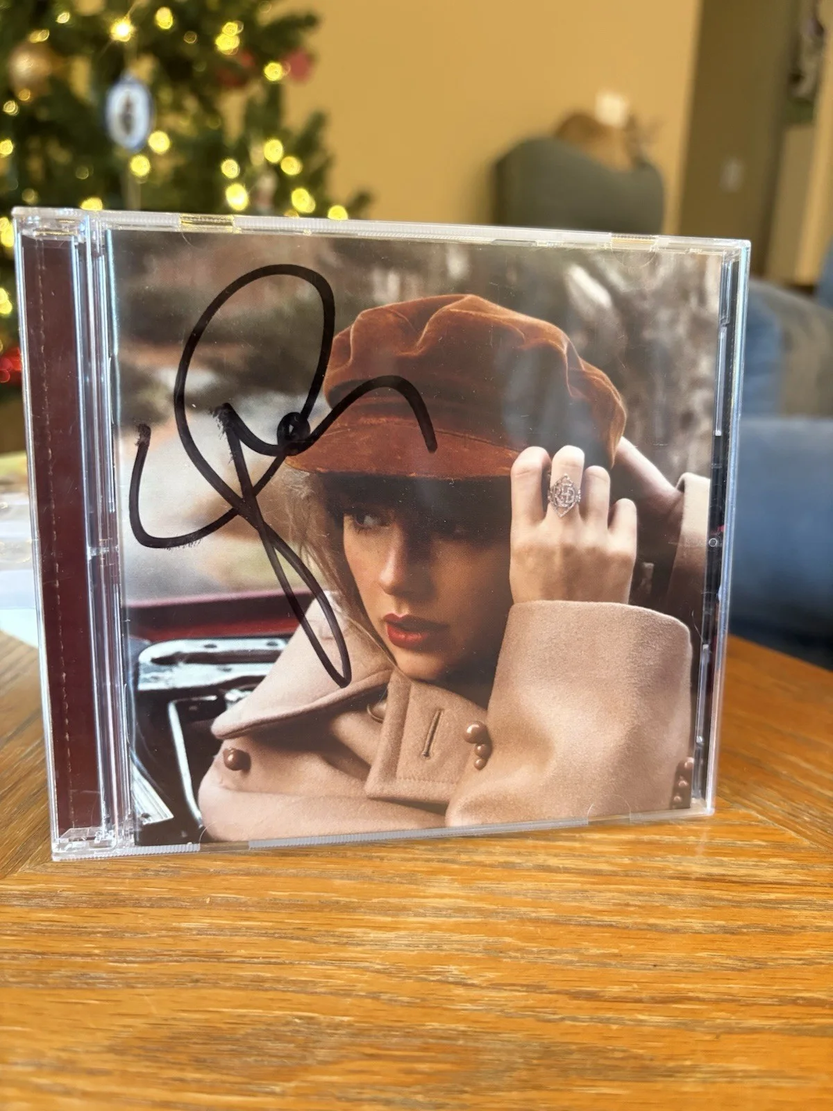 SIGNED Red (Taylor’s Version) CD | opened but unused, image 2