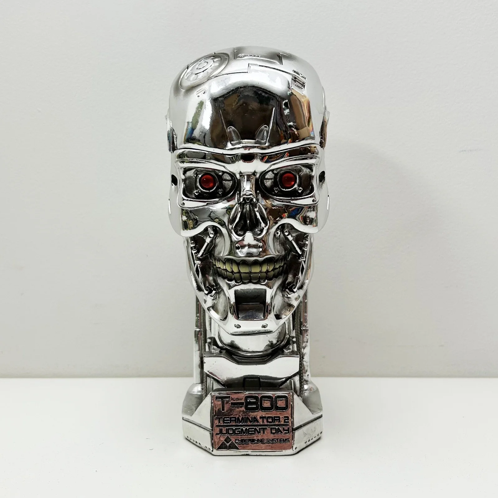 Nemesis Now TERMINATOR 2 Judgement Day T-800 Endoskeleton Resin Head Box, image 2
