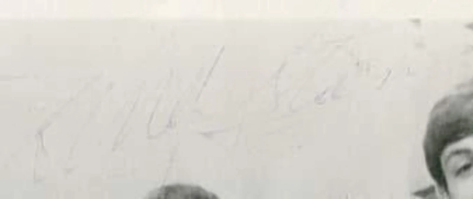 ROCK BAND The Beatles AUTHENTIC autographs, In-Person signed vintage photograph, изображение 3