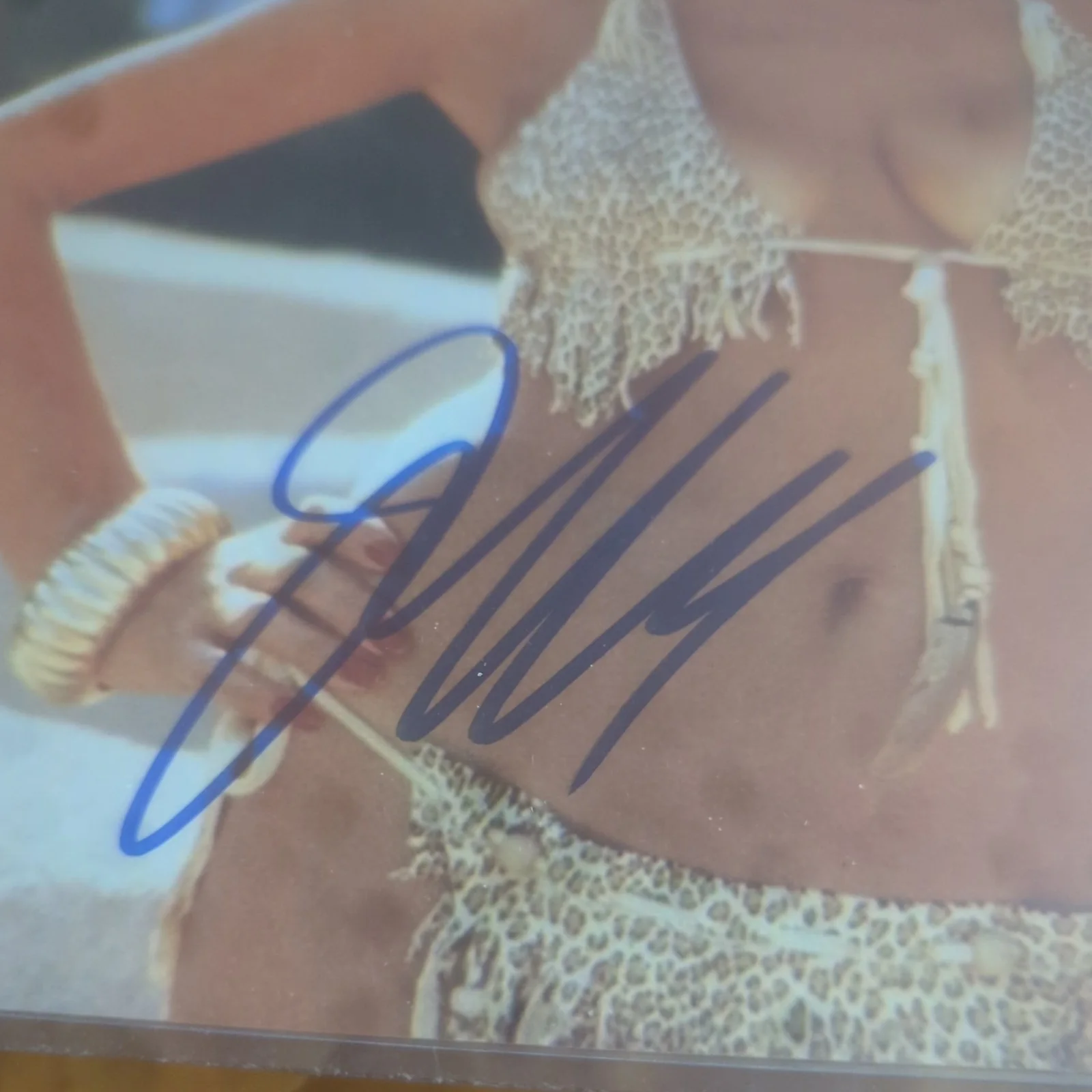 Joan Collins — JOAN COLLINS HOLLYWOOD ICON 8x10 Photo Autograph Letter of Authenticity, изображение 3