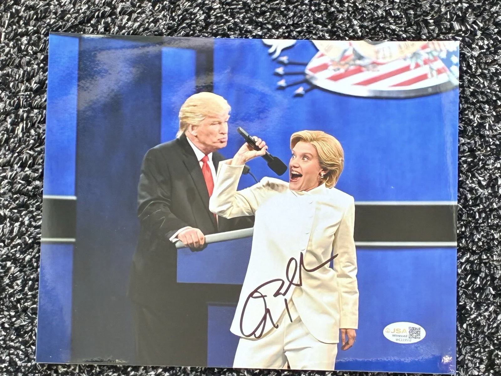 Alec Baldwin — ALEC BALDWIN SIGNED 8X10 PRESIDENT DONALD TRUMP SNL KATE McKINNON HILLARY JSA