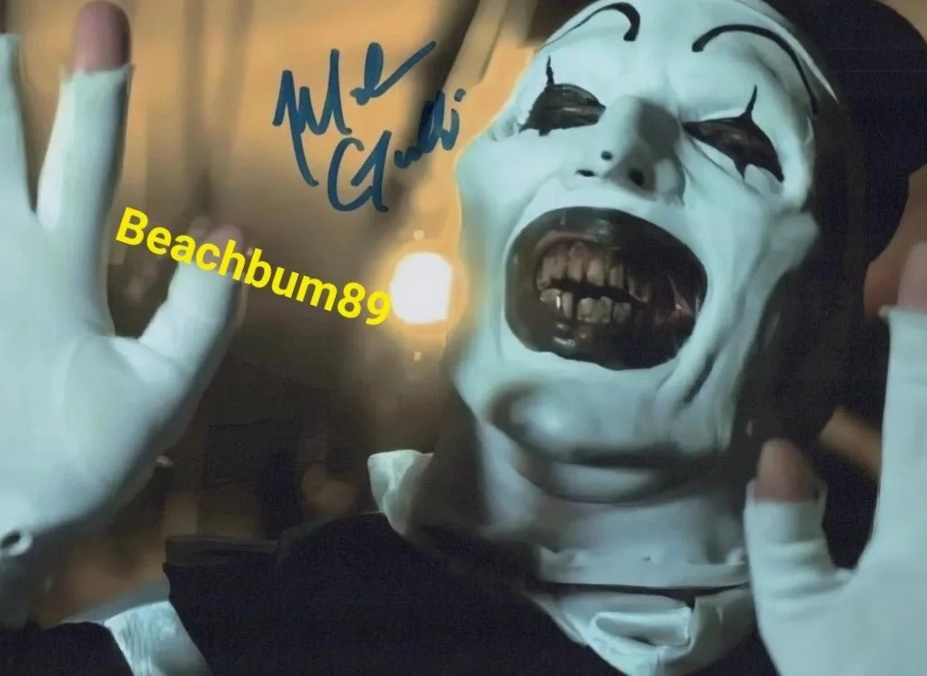 Mike Gianelli — "Terrifier" series - MIKE GIANELLI -The 1st 'Art The Clown' Signed 8x10 W/COA., image 4